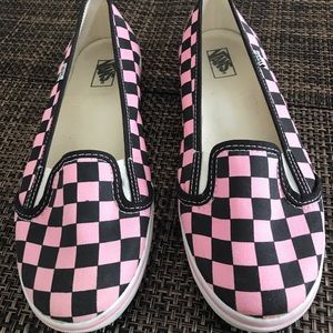 Super cute women’s flats